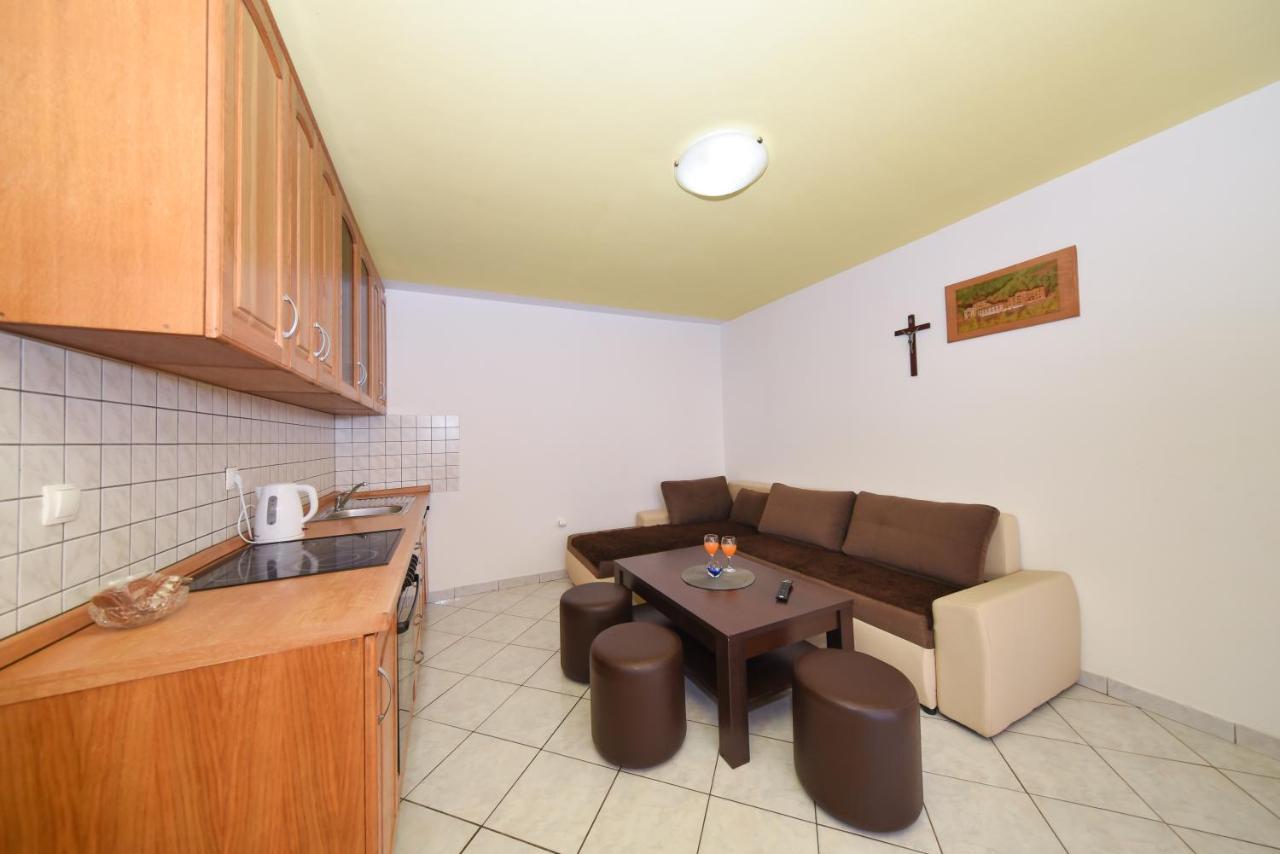 ויר Apartments Krepo מראה חיצוני תמונה