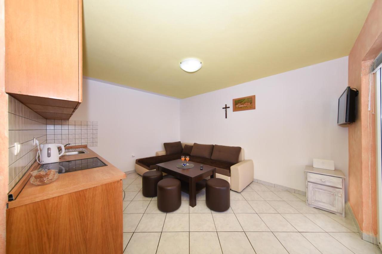 ויר Apartments Krepo מראה חיצוני תמונה
