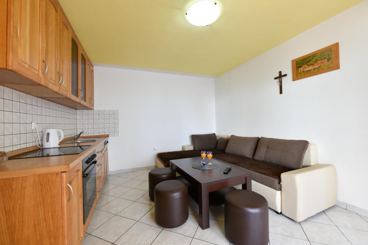 ויר Apartments Krepo מראה חיצוני תמונה