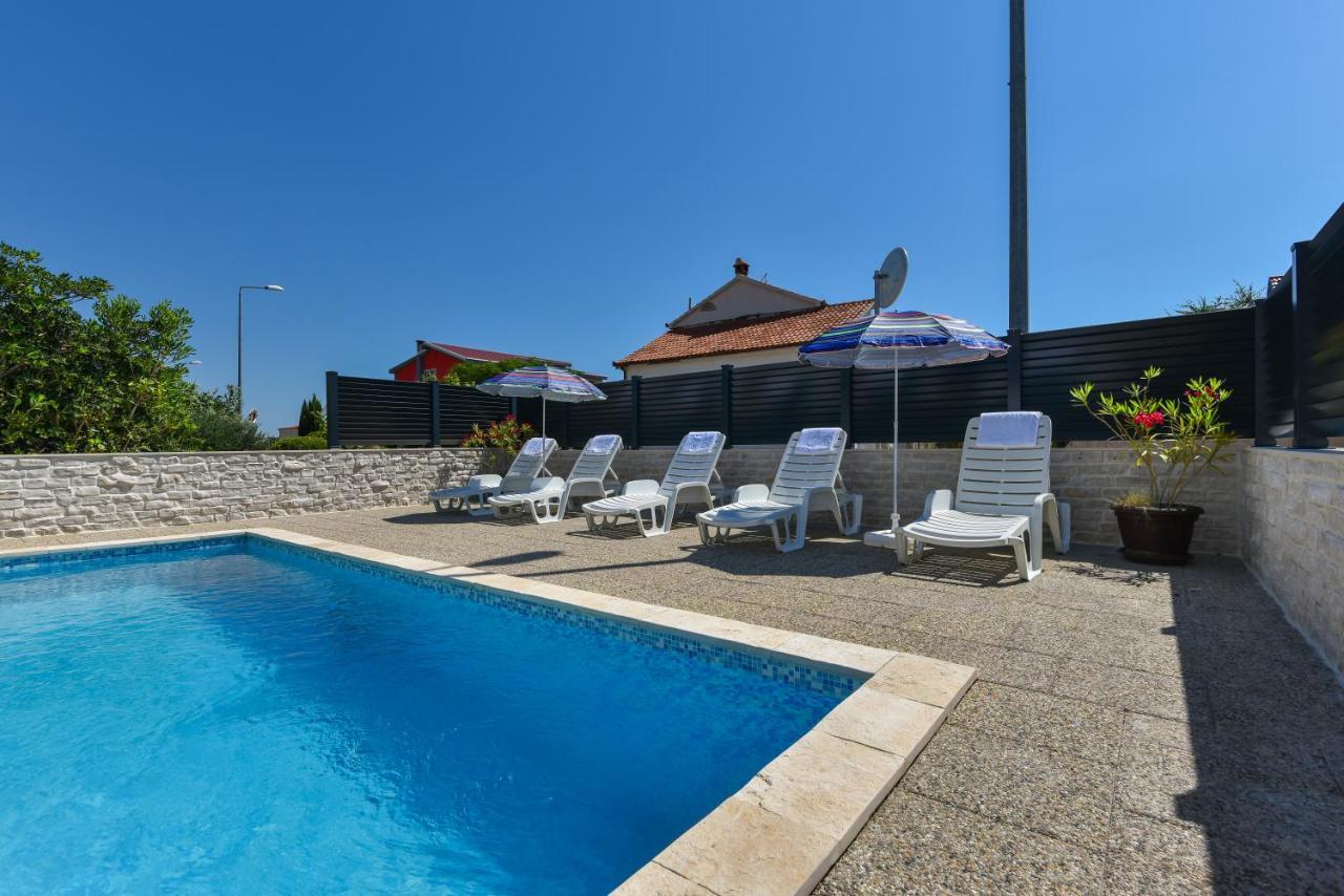 ויר Apartments Krepo מראה חיצוני תמונה